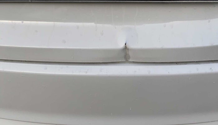 2015 Honda City 1.5L I-VTEC V MT, Petrol, Manual, 46,836 km, Dicky (Boot door) - Slightly dented
