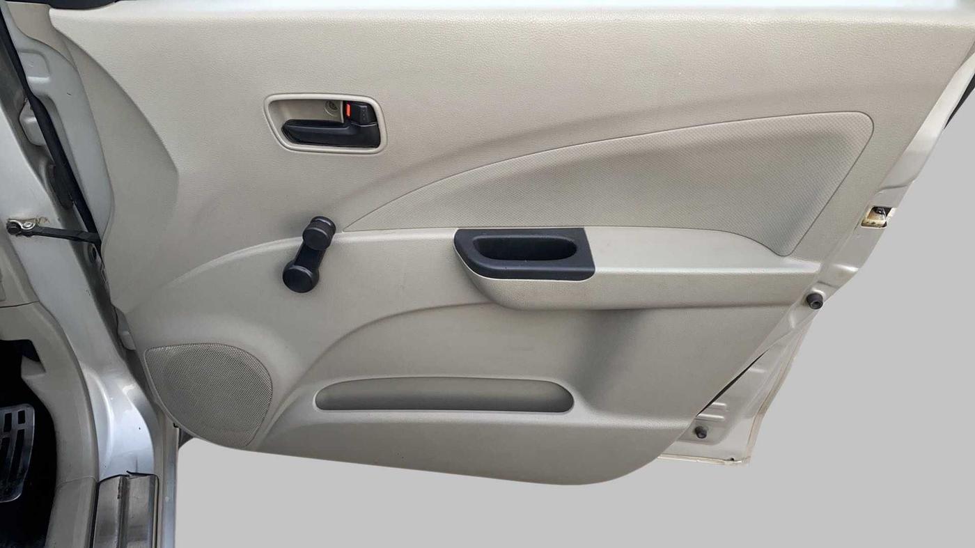 2015 Maruti Celerio LXI, Petrol, Manual, 34,665 km, Driver Side Door Panels Control