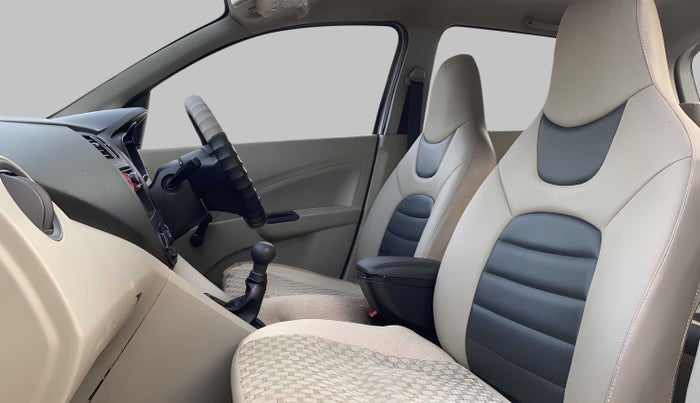 2015 Maruti Celerio LXI, Petrol, Manual, 34,665 km, Right Side Front Door Cabin