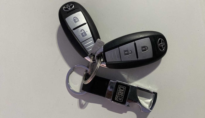 2022 Toyota URBAN CRUISER HIGH GRADE MT, Petrol, Manual, 23,027 km, Key Close Up