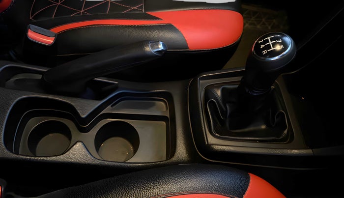 2022 Toyota URBAN CRUISER HIGH GRADE MT, Petrol, Manual, 23,027 km, Gear Lever