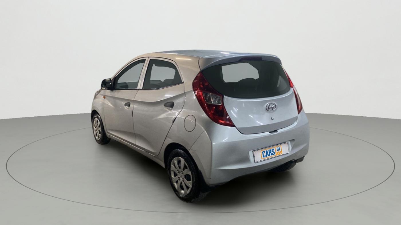 2015 Hyundai Eon MAGNA +, Petrol, Manual, 30,512 km, Left Back Diagonal