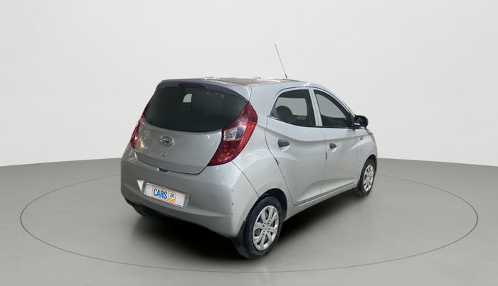 2015 Hyundai Eon MAGNA +, Petrol, Manual, 30,512 km, Right Back Diagonal