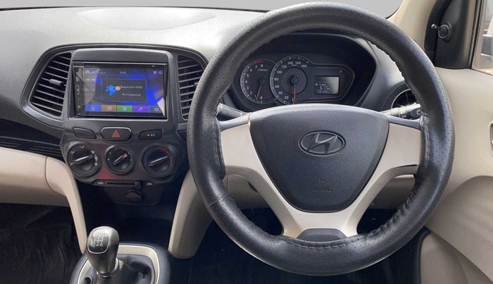 2018 Hyundai NEW SANTRO MAGNA, Petrol, Manual, 23,117 km, Steering Wheel Close Up