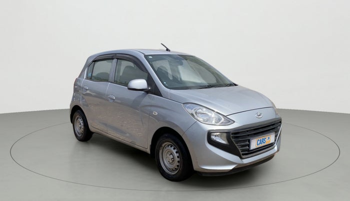 2018 Hyundai NEW SANTRO MAGNA, Petrol, Manual, 23,117 km, Right Front Diagonal