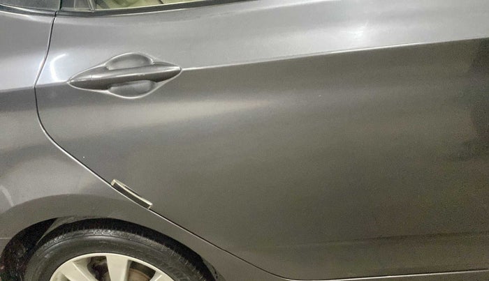 2013 Hyundai Verna FLUIDIC 1.6 VTVT SX, Petrol, Manual, 76,915 km, Right rear door - Paint has faded