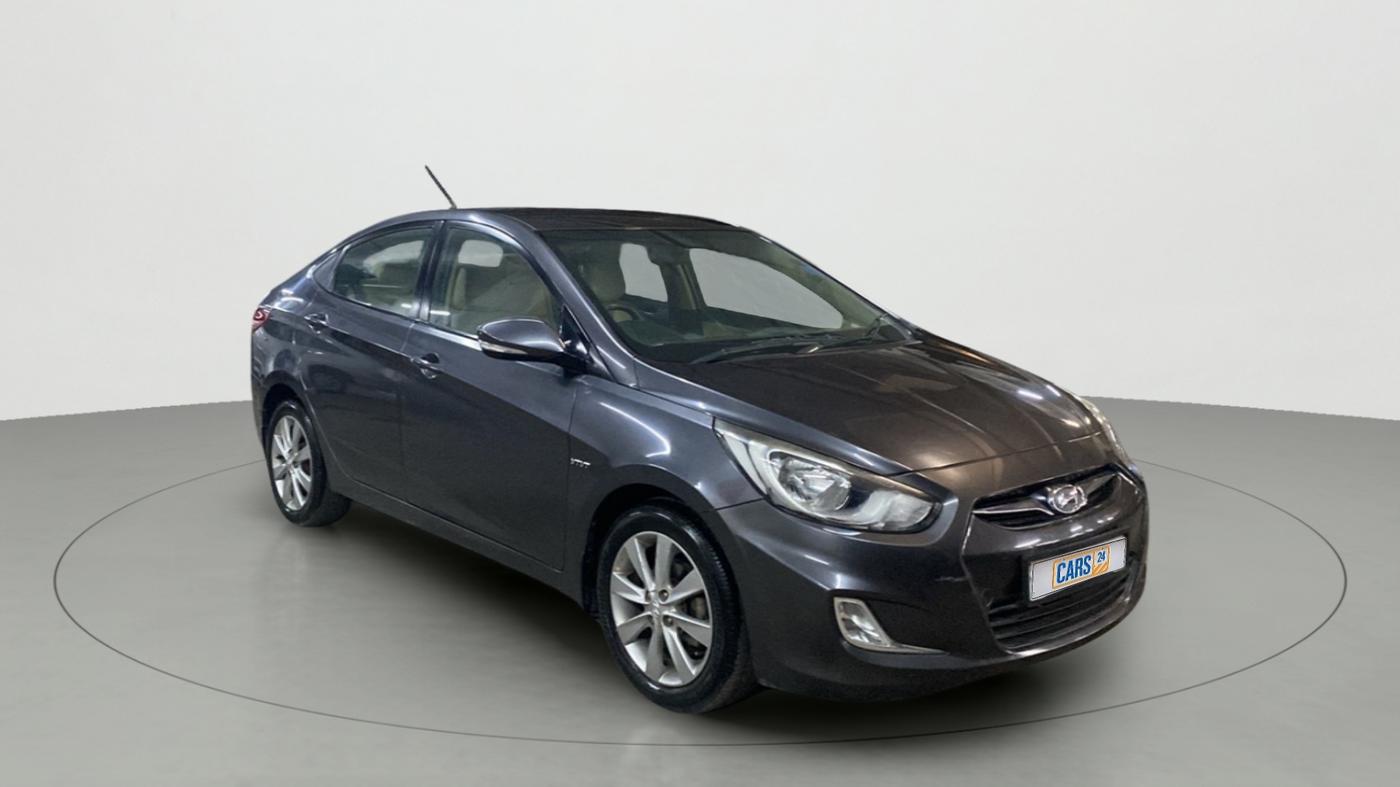 2013 Hyundai Verna FLUIDIC 1.6 VTVT SX, Petrol, Manual, 76,915 km, SRP