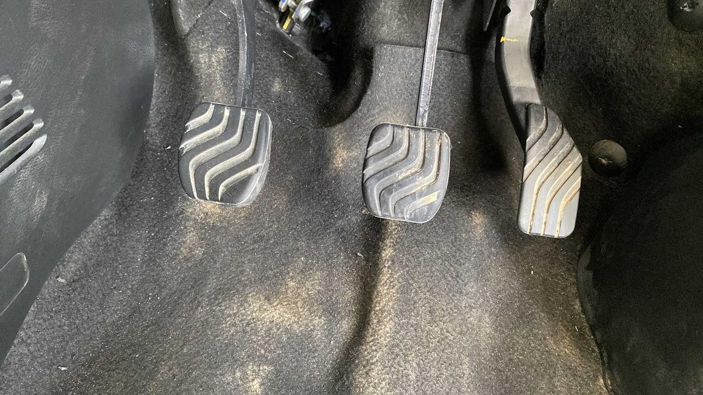 2021 Nissan MAGNITE XV PREMIUM, Petrol, Manual, 23,260 km, Pedals
