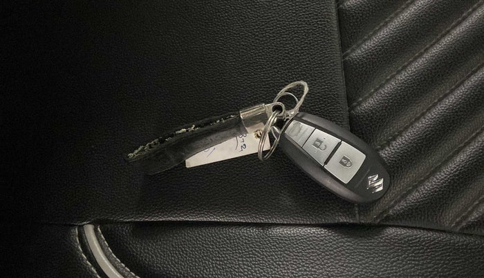 2019 Maruti IGNIS ZETA 1.2 AMT, Petrol, Automatic, 29,395 km, Key Close Up