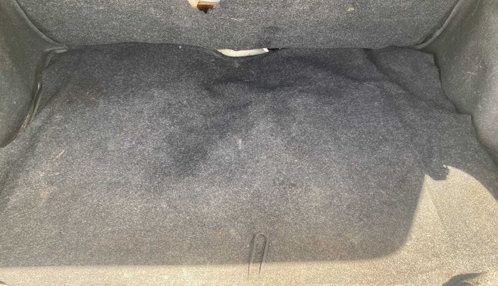 2013 Maruti Swift Dzire VDI, Diesel, Manual, 72,705 km, Boot Inside