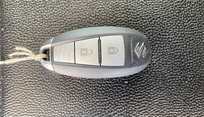 2016 Maruti Baleno ZETA DIESEL 1.3, Diesel, Manual, 97,266 km, Key Close Up