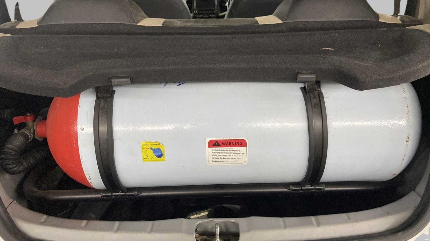 2019 Hyundai NEW SANTRO SPORTZ CNG, CNG, Manual, 27,792 km, Boot Inside