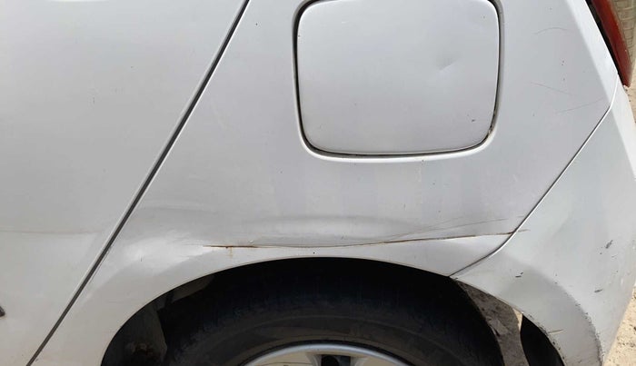 2010 Hyundai i10 MAGNA 1.2, Petrol, Manual, 70,720 km, Left quarter panel - Minor scratches