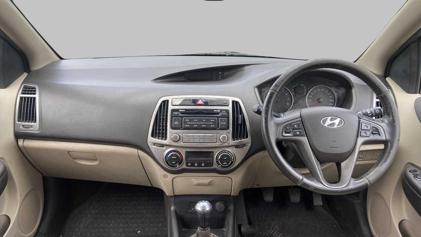 2013 Hyundai i20 SPORTZ 1.2, Petrol, Manual, 39,763 km, Dashboard