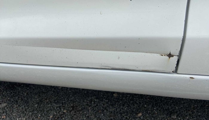 2013 Hyundai i20 SPORTZ 1.2, Petrol, Manual, 39,763 km, Front passenger door - Slightly dented