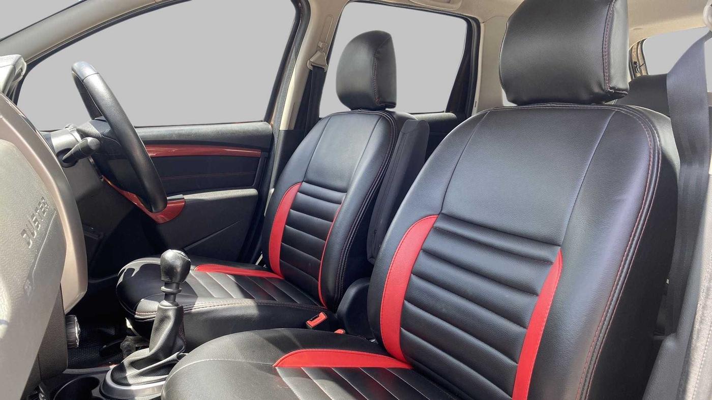 2018 Renault Duster 110 PS RXZ 4X4 MT DIESEL, Diesel, Manual, 1,00,379 km, Right Side Front Door Cabin