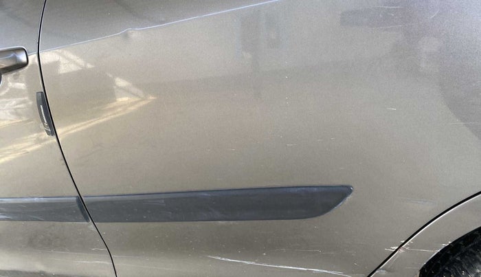 2016 Maruti Swift Dzire VXI, Petrol, Manual, 53,443 km, Rear left door - Minor scratches