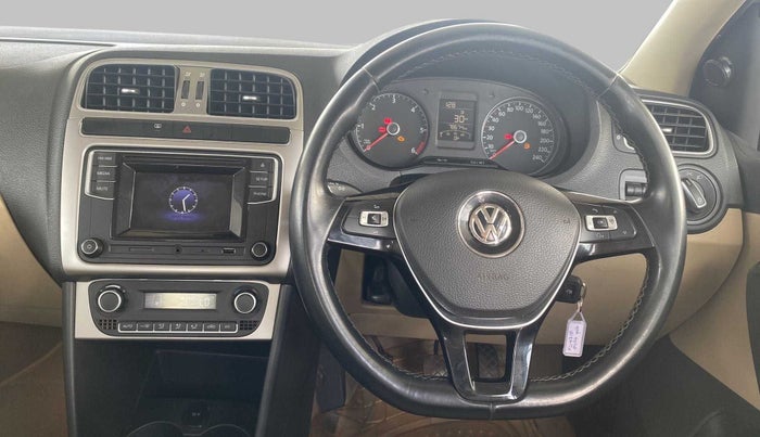 2016 Volkswagen Polo HIGHLINE1.5L, Diesel, Manual, 78,761 km, Steering Wheel Close Up