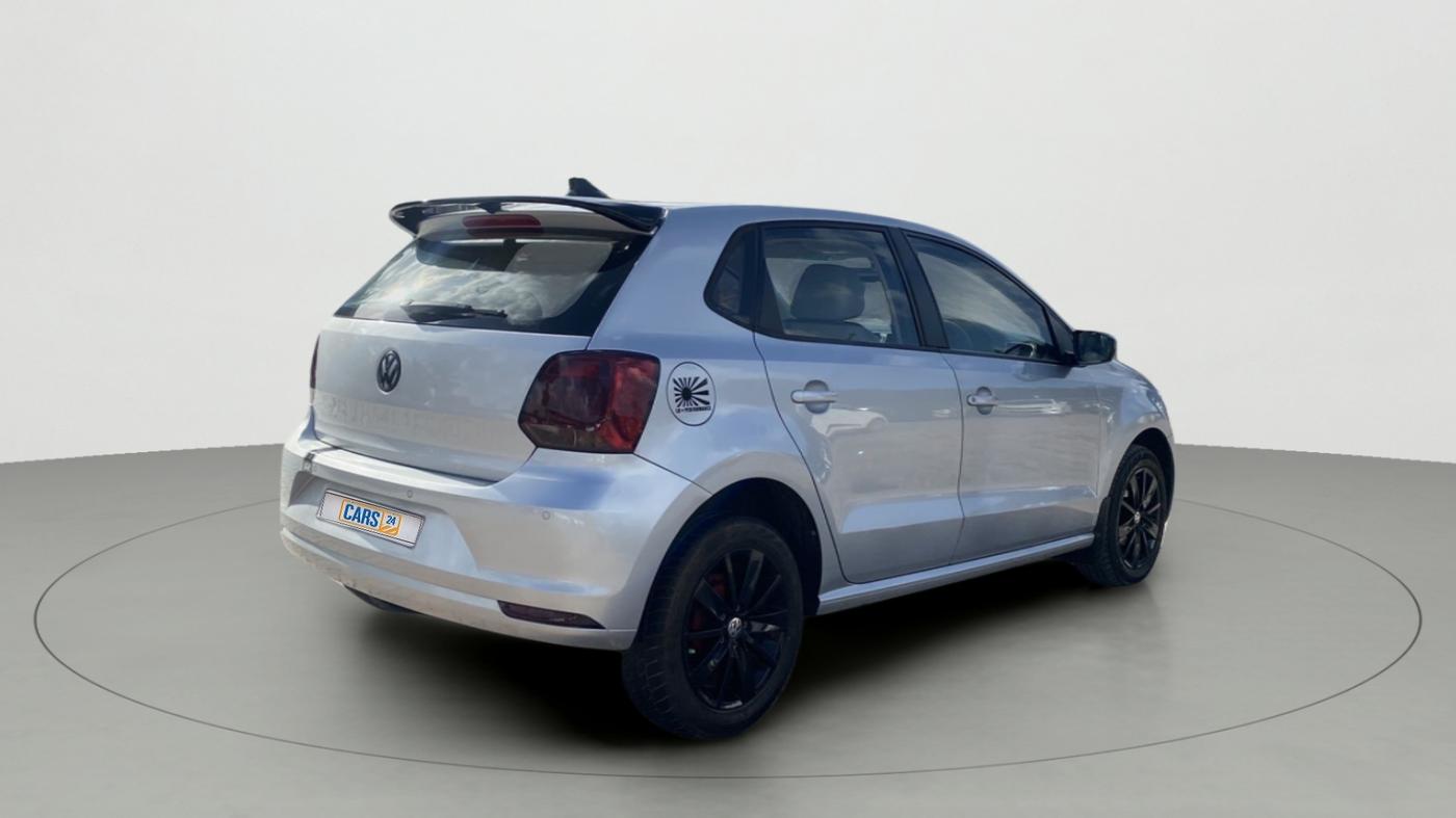 2016 Volkswagen Polo HIGHLINE1.5L, Diesel, Manual, 78,761 km, Right Back Diagonal