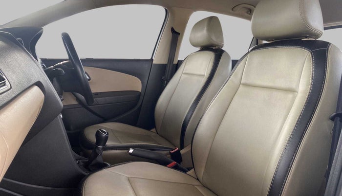 2016 Volkswagen Polo HIGHLINE1.5L, Diesel, Manual, 78,761 km, Right Side Front Door Cabin