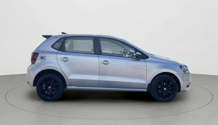 2016 Volkswagen Polo HIGHLINE1.5L, Diesel, Manual, 78,761 km, Right Side View