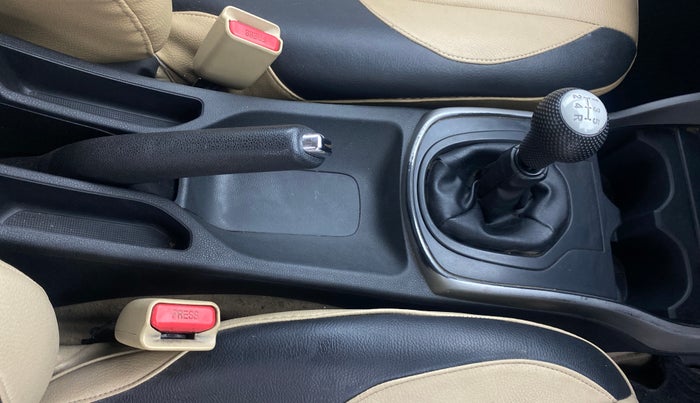 2020 Honda City 1.5L I-VTEC V MT, Petrol, Manual, 85,530 km, Gear Lever