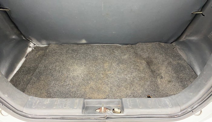 2015 Maruti Alto K10 VXI, Petrol, Manual, 36,735 km, Boot Inside