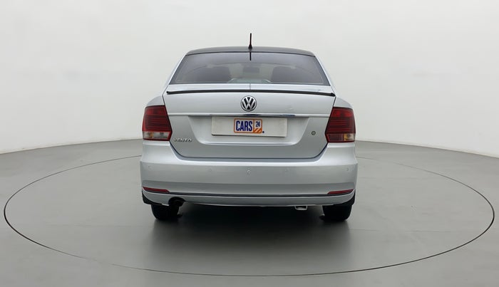 2016 Volkswagen Vento COMFORTLINE 1.6, Petrol, Manual, 90,518 km, Back/Rear