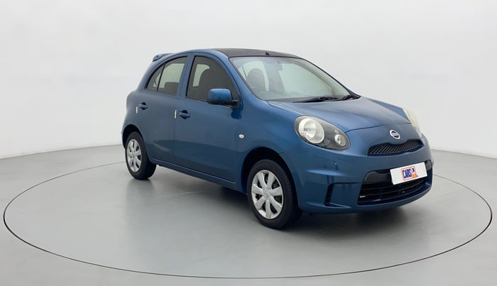 2016 Nissan Micra Active XV SAFETY PACK, Petrol, Manual, 1,10,590 km, Right Front Diagonal