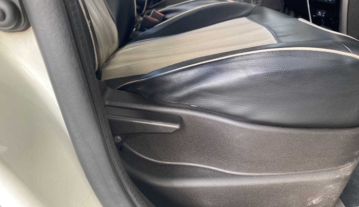 2014 Tata Zest XM PETROL, Petrol, Manual, 82,132 km, Driver Side Adjustment Panel