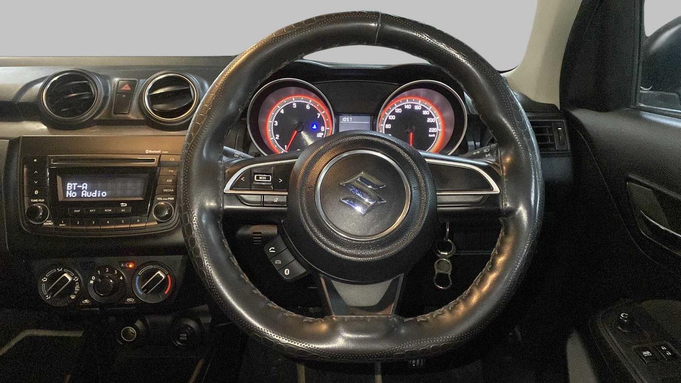 2019 Maruti Swift VXI, Petrol, Manual, 32,663 km, Steering Wheel Close Up