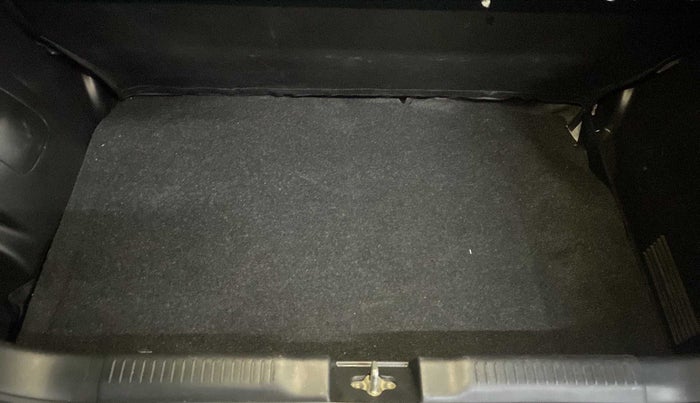 2019 Maruti Swift VXI, Petrol, Manual, 32,663 km, Boot Inside