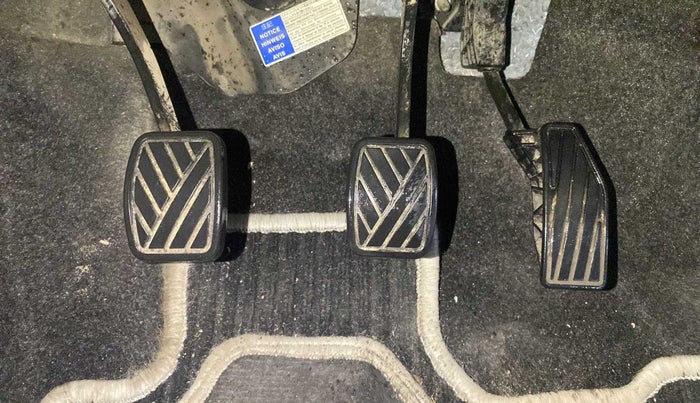 2019 Maruti Swift VXI, Petrol, Manual, 32,663 km, Pedals