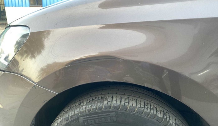 2016 Volkswagen Vento HIGHLINE 1.5 AT, Diesel, Automatic, 1,09,144 km, Left fender - Slightly dented