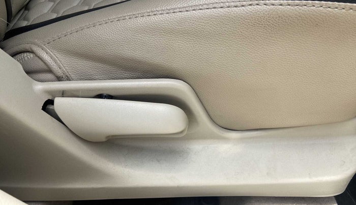 2016 Maruti Swift Dzire VXI (O) AT, Petrol, Automatic, 31,458 km, Driver Side Adjustment Panel