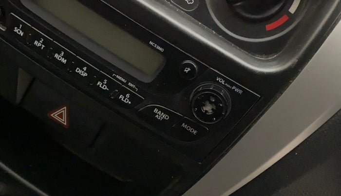 2016 Maruti Alto 800 VXI O, Petrol, Manual, 50,252 km, Infotainment system - Button has minor damage