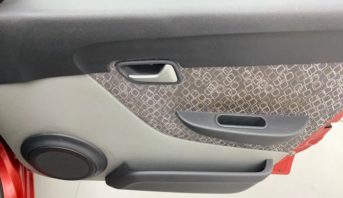 2016 Maruti Alto 800 VXI O, Petrol, Manual, 50,252 km, Driver Side Door Panels Control