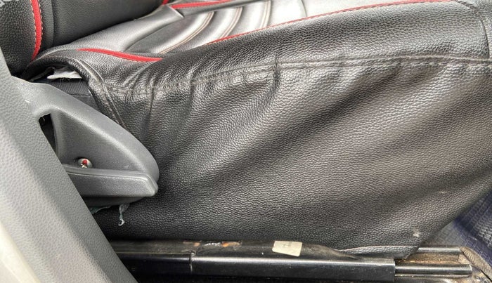 2018 Maruti Alto 800 LXI, Petrol, Manual, 22,031 km, Driver Side Adjustment Panel