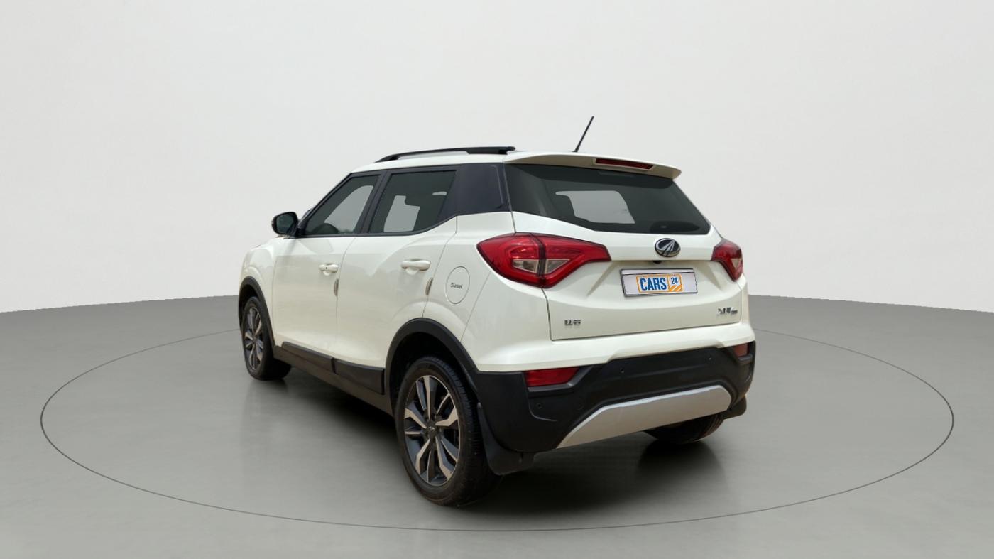 2021 Mahindra XUV300 W8 (O) 1.5 DIESEL AMT, Diesel, Automatic, 39,886 km, Left Back Diagonal