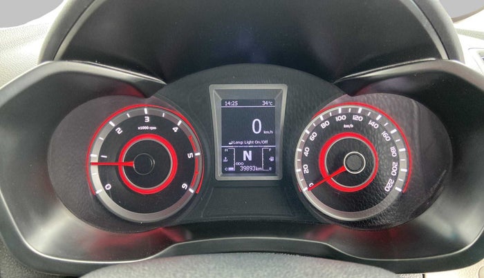 2021 Mahindra XUV300 W8 (O) 1.5 DIESEL AMT, Diesel, Automatic, 39,886 km, Odometer Image