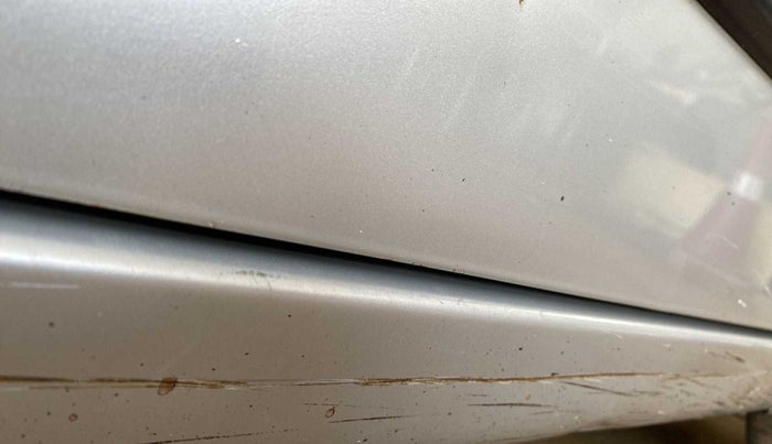 2016 Maruti Wagon R 1.0 VXI, Petrol, Manual, 45,890 km, Right running board - Slightly dented