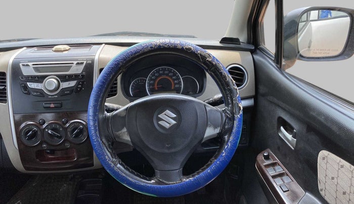 2016 Maruti Wagon R 1.0 VXI, Petrol, Manual, 45,890 km, Steering Wheel Close Up