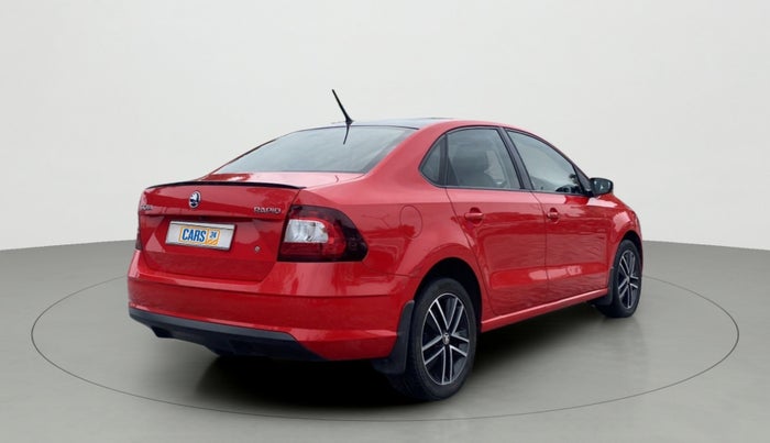 2018 Skoda Rapid STYLE 1.6 MPI AT, Petrol, Automatic, 53,230 km, Right Back Diagonal
