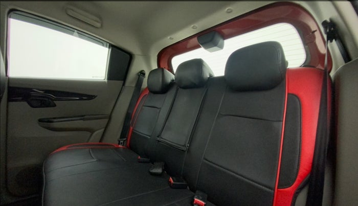 2016 Mahindra Kuv100 K8 D 6 STR, Diesel, Manual, 98,020 km, Right Side Rear Door Cabin