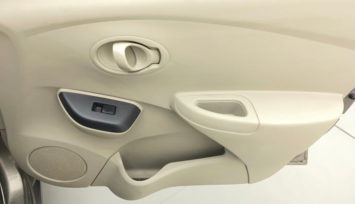 2016 Datsun Go Plus T, Petrol, Manual, 27,468 km, Driver Side Door Panels Control