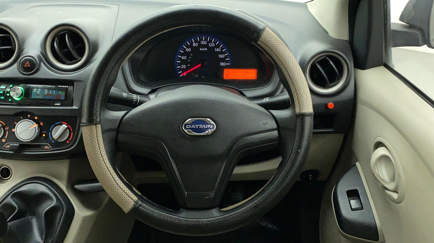 2016 Datsun Go Plus T, Petrol, Manual, 27,468 km, Steering Wheel Close Up