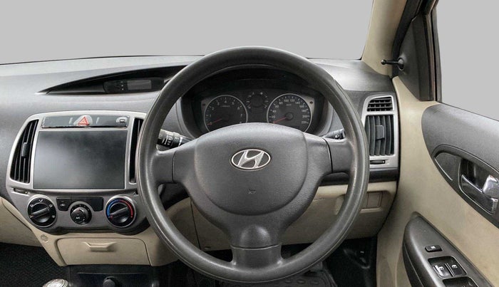 2012 Hyundai i20 MAGNA 1.2, Petrol, Manual, 69,196 km, Steering Wheel Close Up