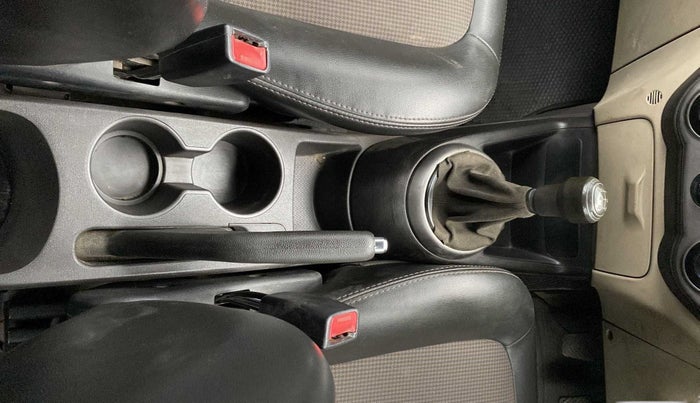 2012 Hyundai i20 MAGNA 1.2, Petrol, Manual, 69,196 km, Gear Lever