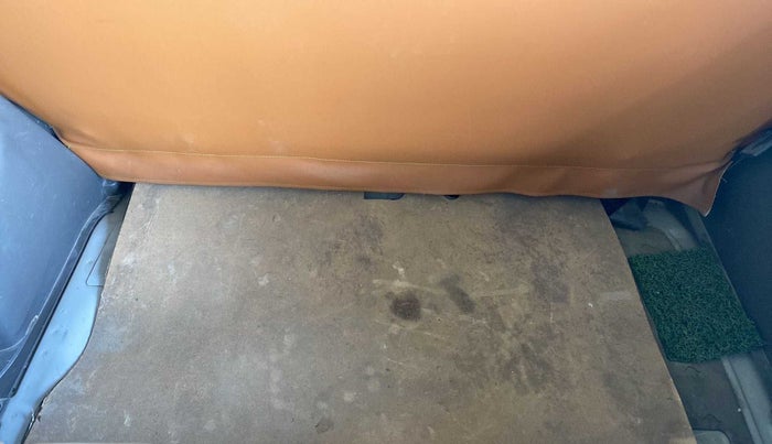 2014 Hyundai i10 SPORTZ 1.1, Petrol, Manual, 33,627 km, Boot Inside