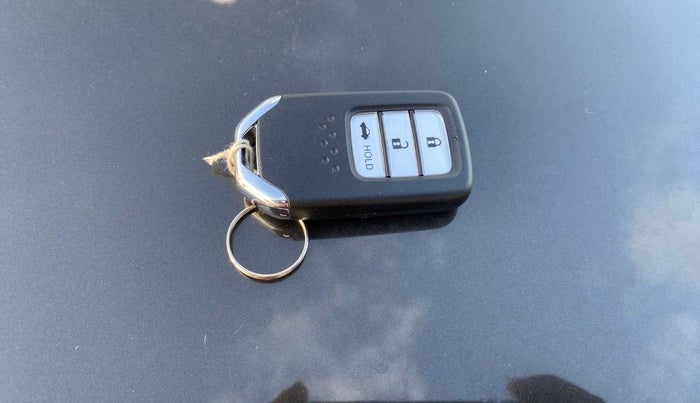 2020 Honda Amaze 1.2L I-VTEC V, Petrol, Manual, 9,000 km, Key Close Up